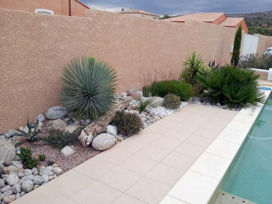 Jardin de Marlon - côté piscine